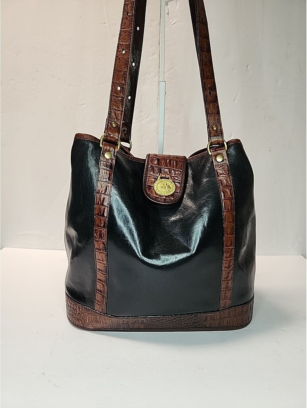 Vtg Brahmin Tuscan Bucket Bag Croc Embossed Leather Shoulder Blk Pecan Melbourne
